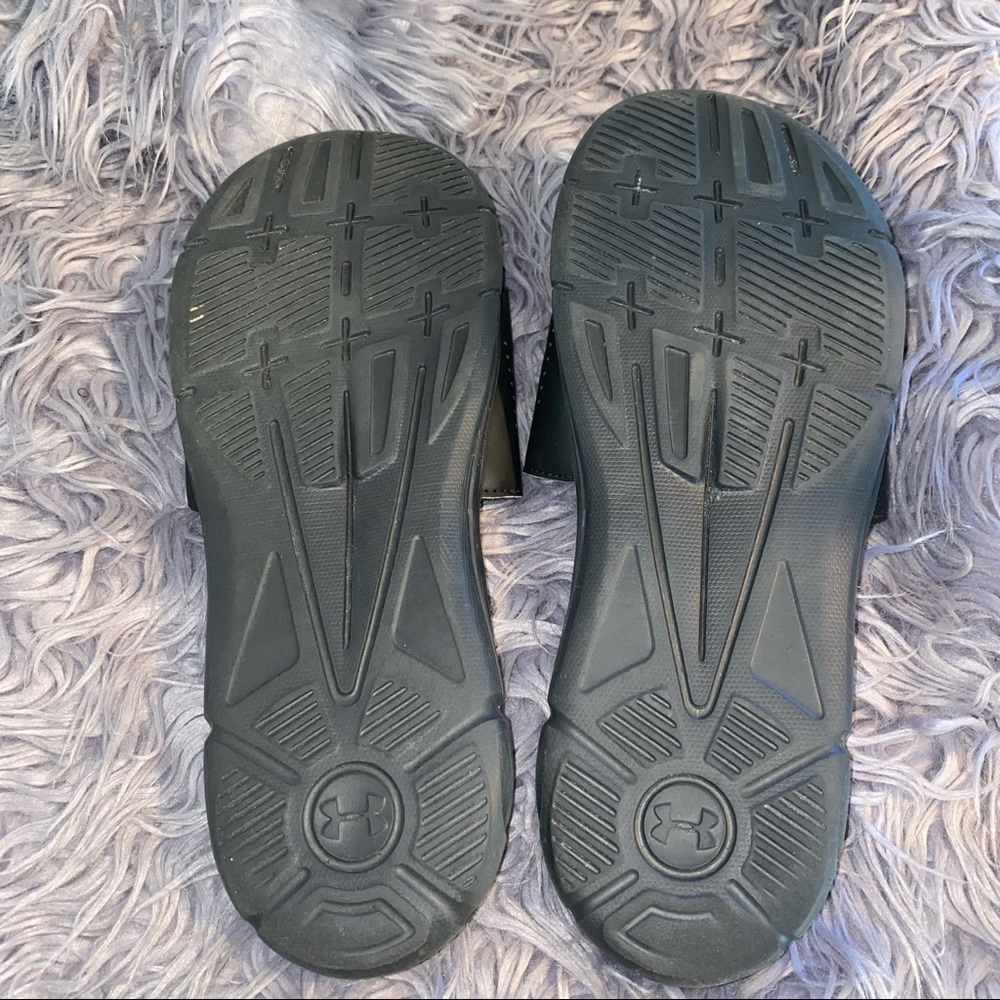 Under Armour s Ignite - Picture 3 of 3